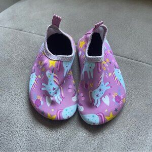 Unicorn Water Shoes 6-7 Toddler